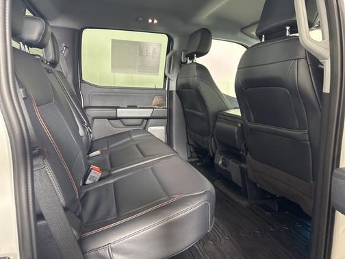 2023 Ford F-350 LARIAT SUPER DUTY