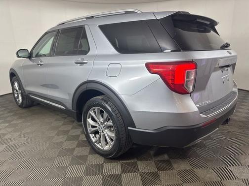 ICONIC SILVER METALLIC 2023 Ford Explorer LIMITED