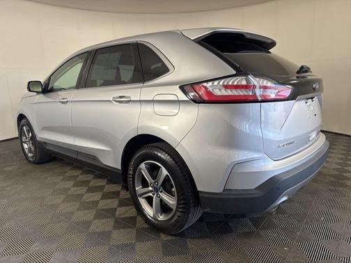 INGOT SILVER METALLIC 2019 Ford Edge SEL