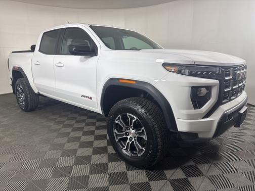 2023 GMC Canyon AT4