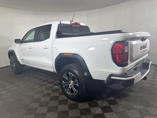 2023 GMC Canyon AT4