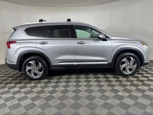 Shimmering Silver Pearl 2022 Hyundai SANTA FE SEL