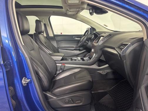 ATLAS BLUE 2020 Ford Edge TITANIUM