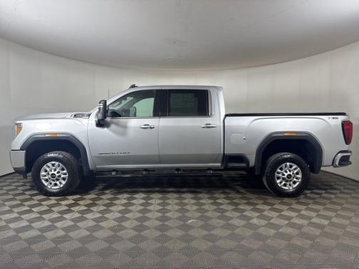 Quicksilver Metallic 2023 GMC Sierra 1500 SLE