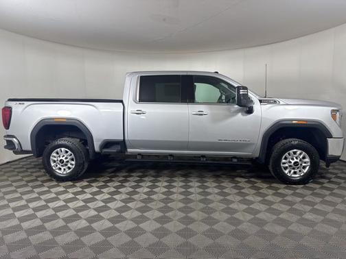 Quicksilver Metallic 2023 GMC Sierra 1500 SLE