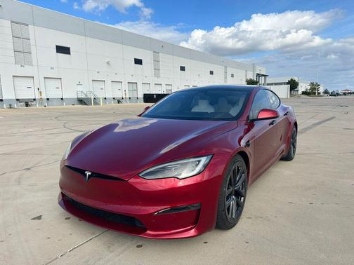 Ultra Red 2023 Tesla Model S Standard Range