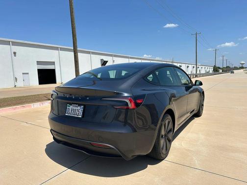 Stealth Grey 2025 Tesla Model 3 Standard Range