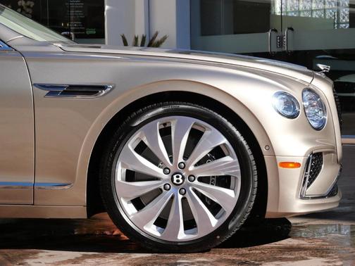 2026 Bentley Flying Spur 