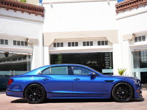 2025 Bentley Flying Spur Speed