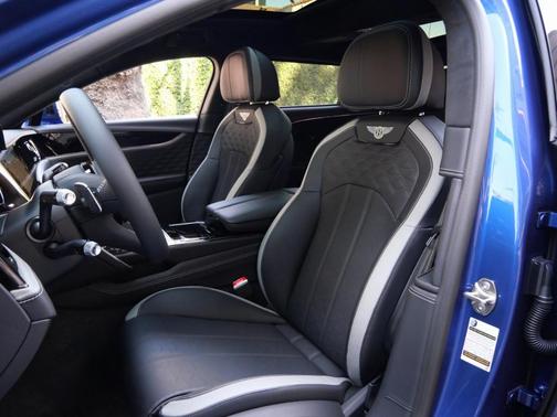 2025 Bentley Flying Spur Speed