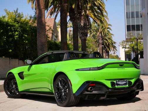 2021 Aston Martin Vantage