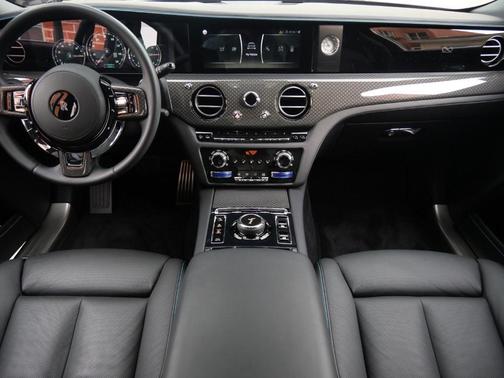 2022 Rolls-Royce Ghost Black Badge