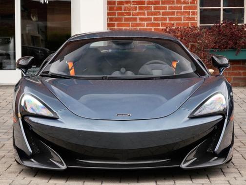 Saros 2019 McLaren 600LT