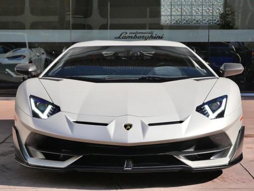 2019 Lamborghini Aventador SVJ 