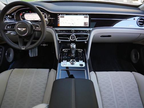 2025 Bentley Flying Spur Speed