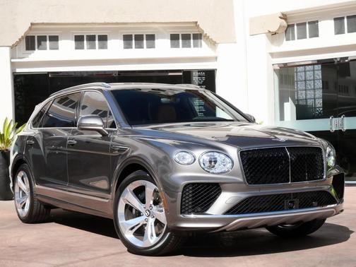 2025 Bentley Bentayga V8