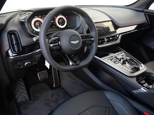 2026 Aston Martin DBX 707