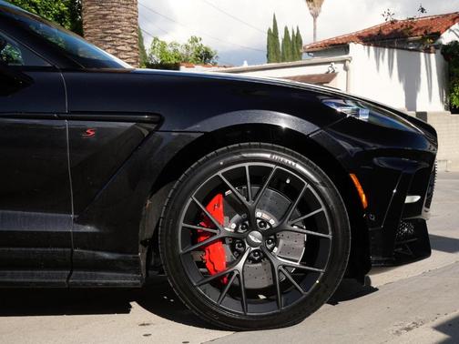 2026 Aston Martin DBX 707