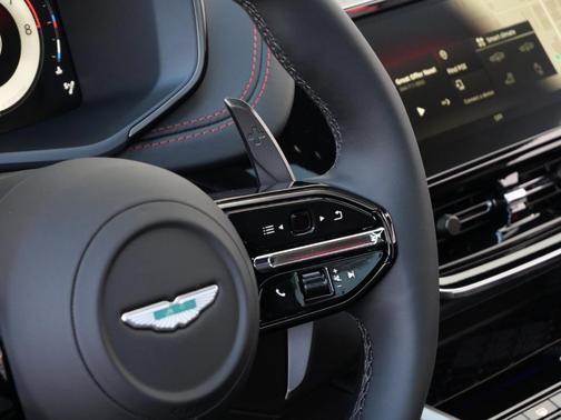 2026 Aston Martin DBX 707