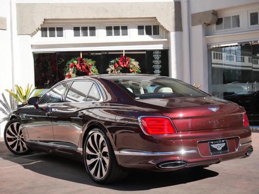 2026 Bentley Flying Spur Azure