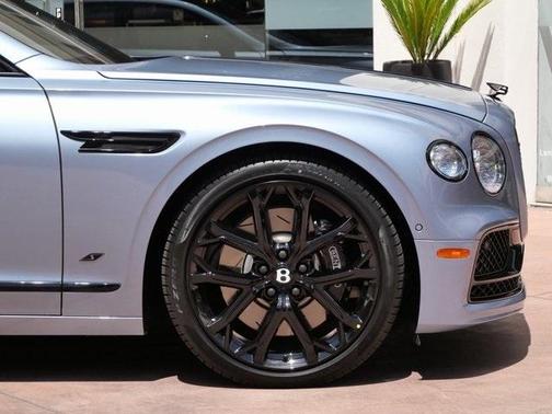 2024 Bentley Flying Spur Hybrid S