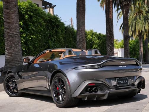 2021 Aston Martin Vantage