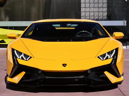 2024 Lamborghini Huracan Tecnica 