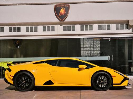 2024 Lamborghini Huracan Tecnica 