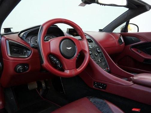2015 Aston Martin Vanquish Volante