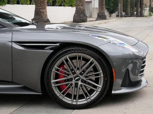 2024 Aston Martin DB12
