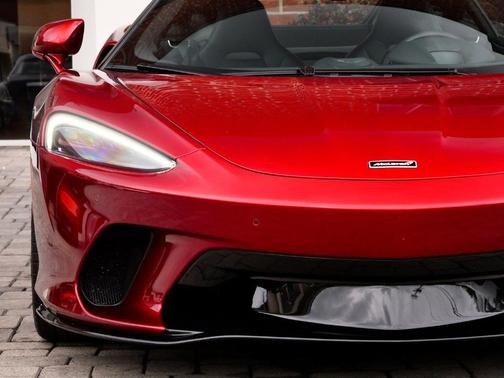 2022 McLaren GT 