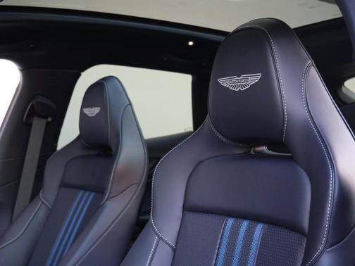 2026 Aston Martin DBX 707