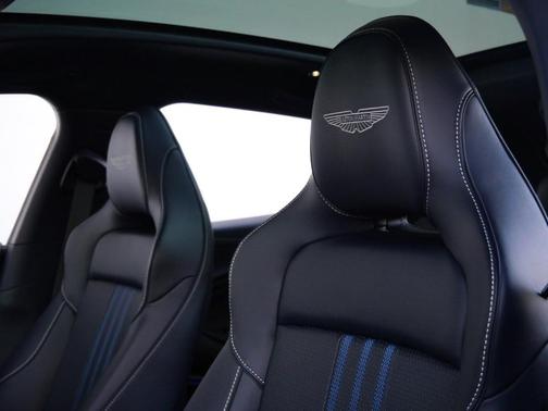 2026 Aston Martin DBX 707