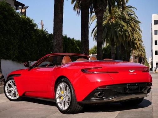 2019 Aston Martin DB11 Volante