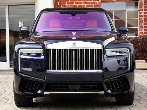 Midnight Sapphire 2026 Rolls-Royce Cullinan