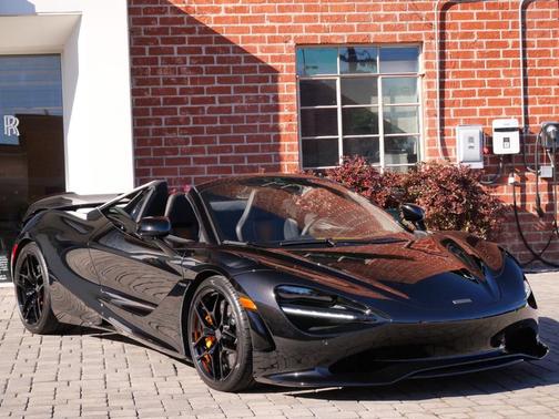 2026 McLaren 750S 