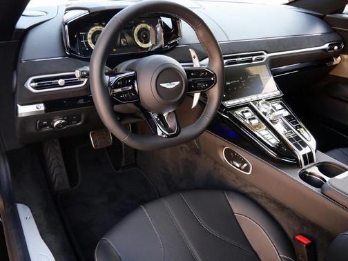 2026 Aston Martin Vantage 