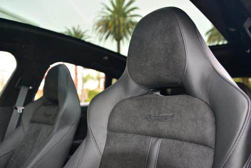 2023 Aston Martin DBX 707