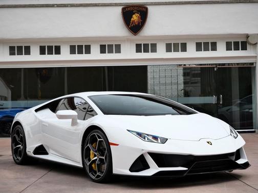 2020 Lamborghini Huracan EVO Base