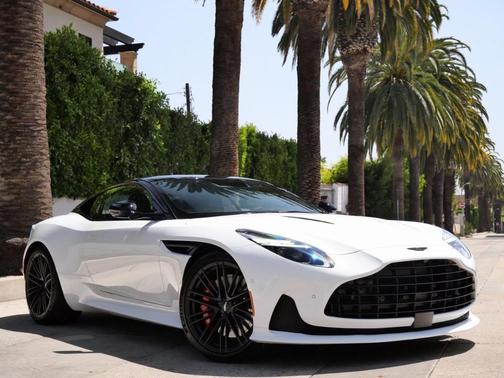 2025 Aston Martin DB12
