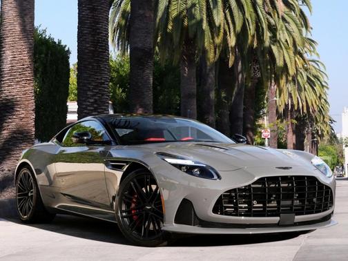 2025 Aston Martin DB12
