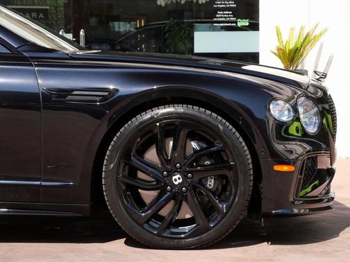 2025 Bentley Flying Spur Speed