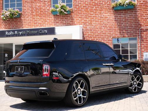 2024 Rolls-Royce Cullinan Black Badge