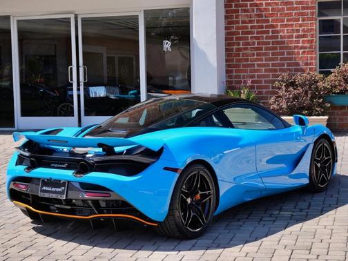 2018 McLaren 720S Luxury