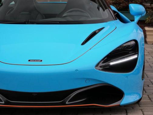 2018 McLaren 720S Luxury