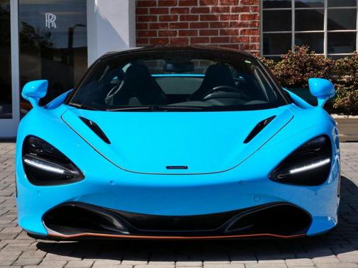 2018 McLaren 720S Luxury
