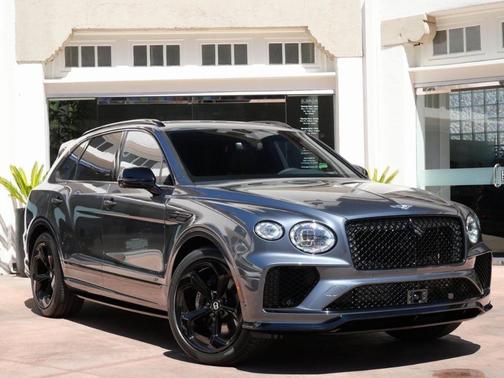 2025 Bentley Bentayga V8