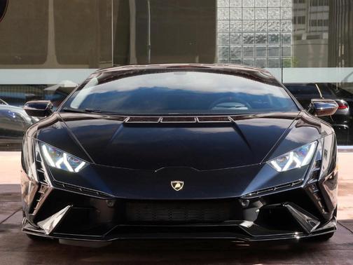 2024 Lamborghini Huracan Tecnica 