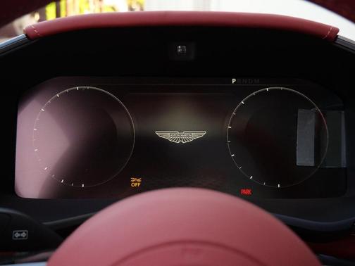 2026 Aston Martin DBX 707