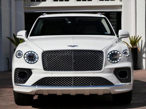 2023 Bentley Bentayga Azure